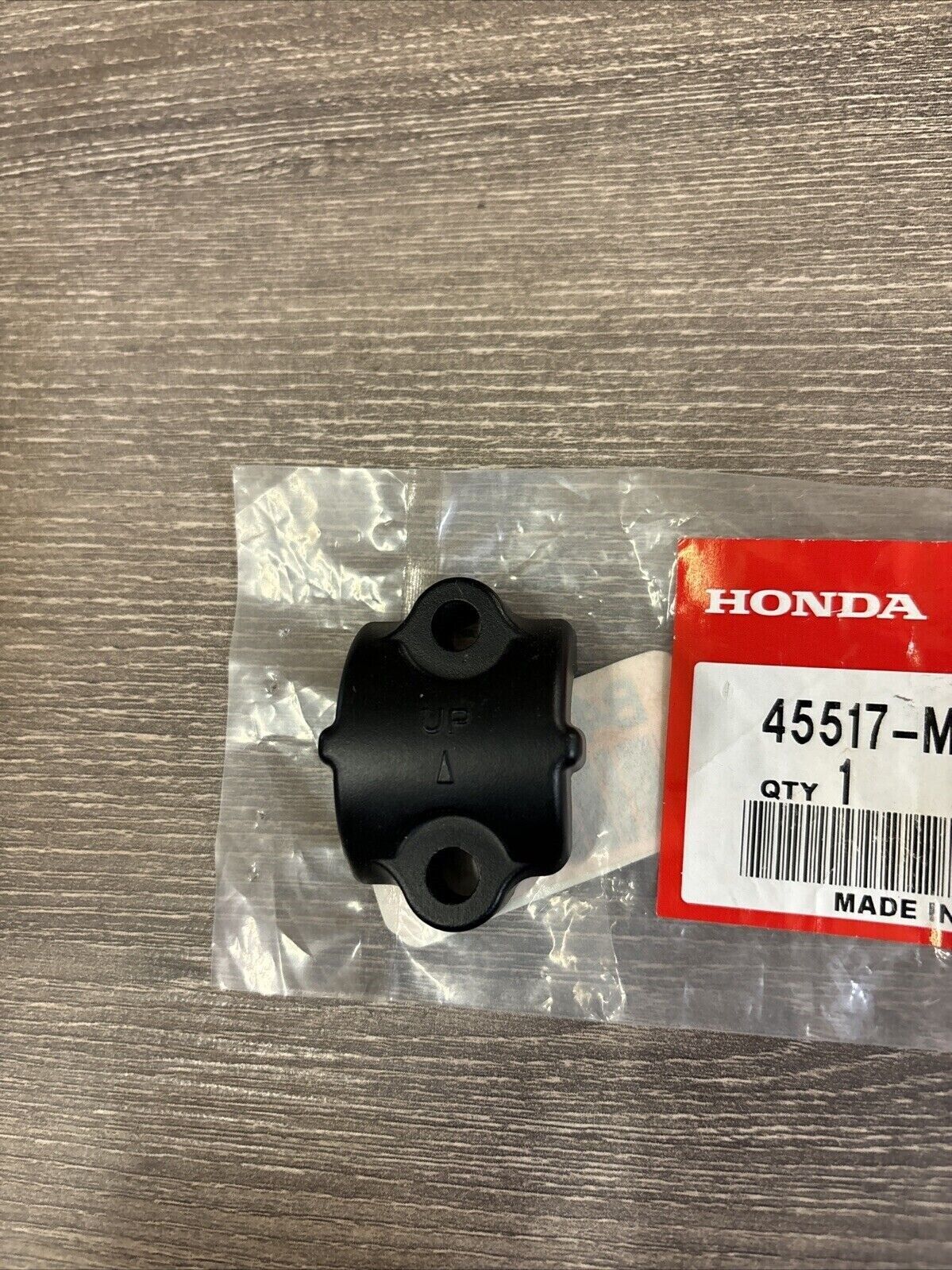 NOS Honda CB1100 CB125T CB250 CB350 MASTER CYLINDER HOLDER 45517-MA5-671 H121
