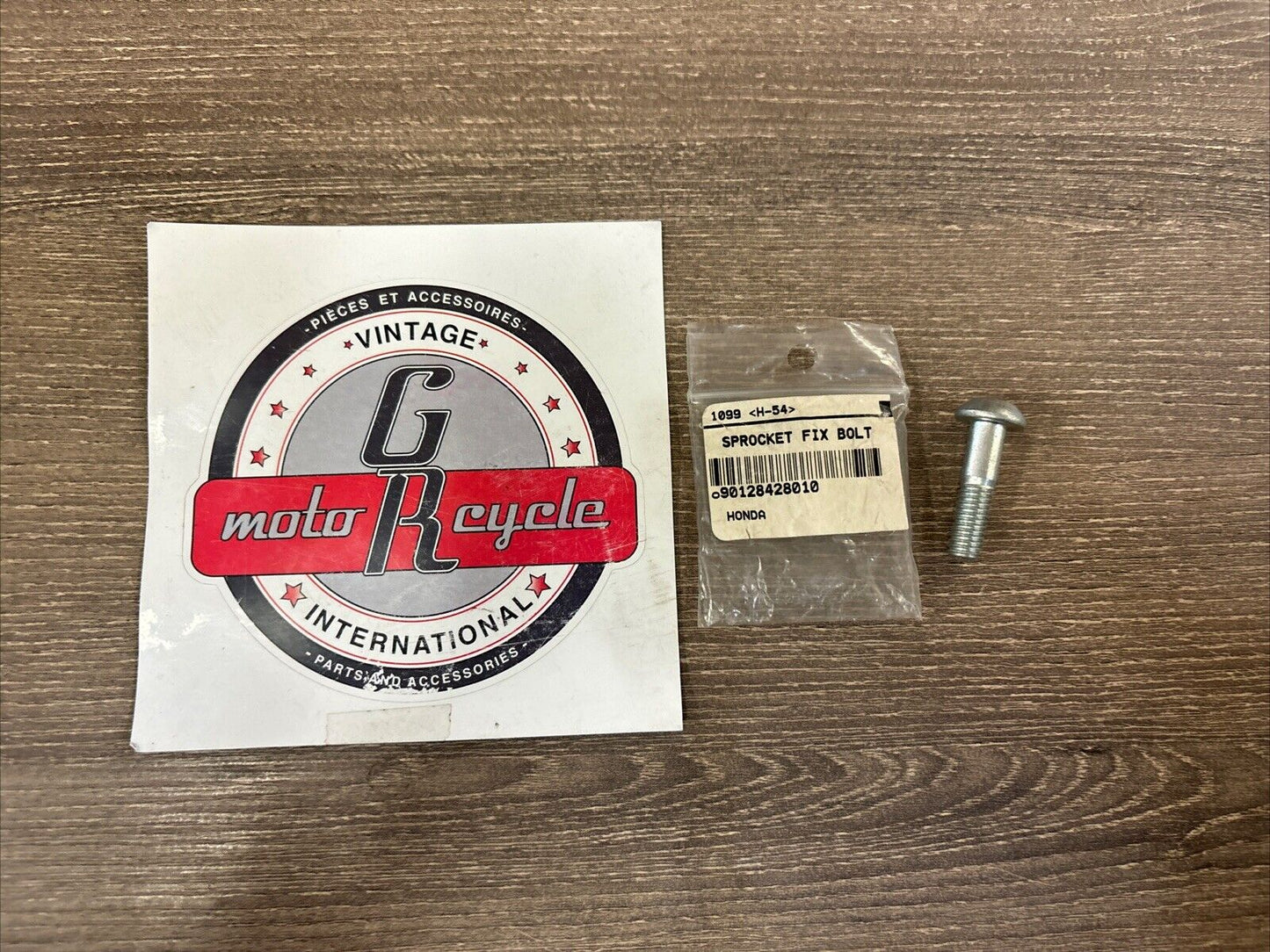 NOS Honda VTR250 XL250 XL500 XR250 XR500 DRIVEN SPROCKET BOLT 90128-428-010 H131