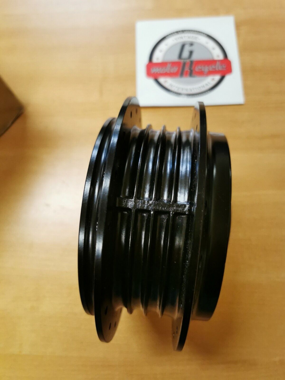 NOS YAMAHA DT100 1977 - 1983  HUB  REAR   99999- 02213-00 Y42