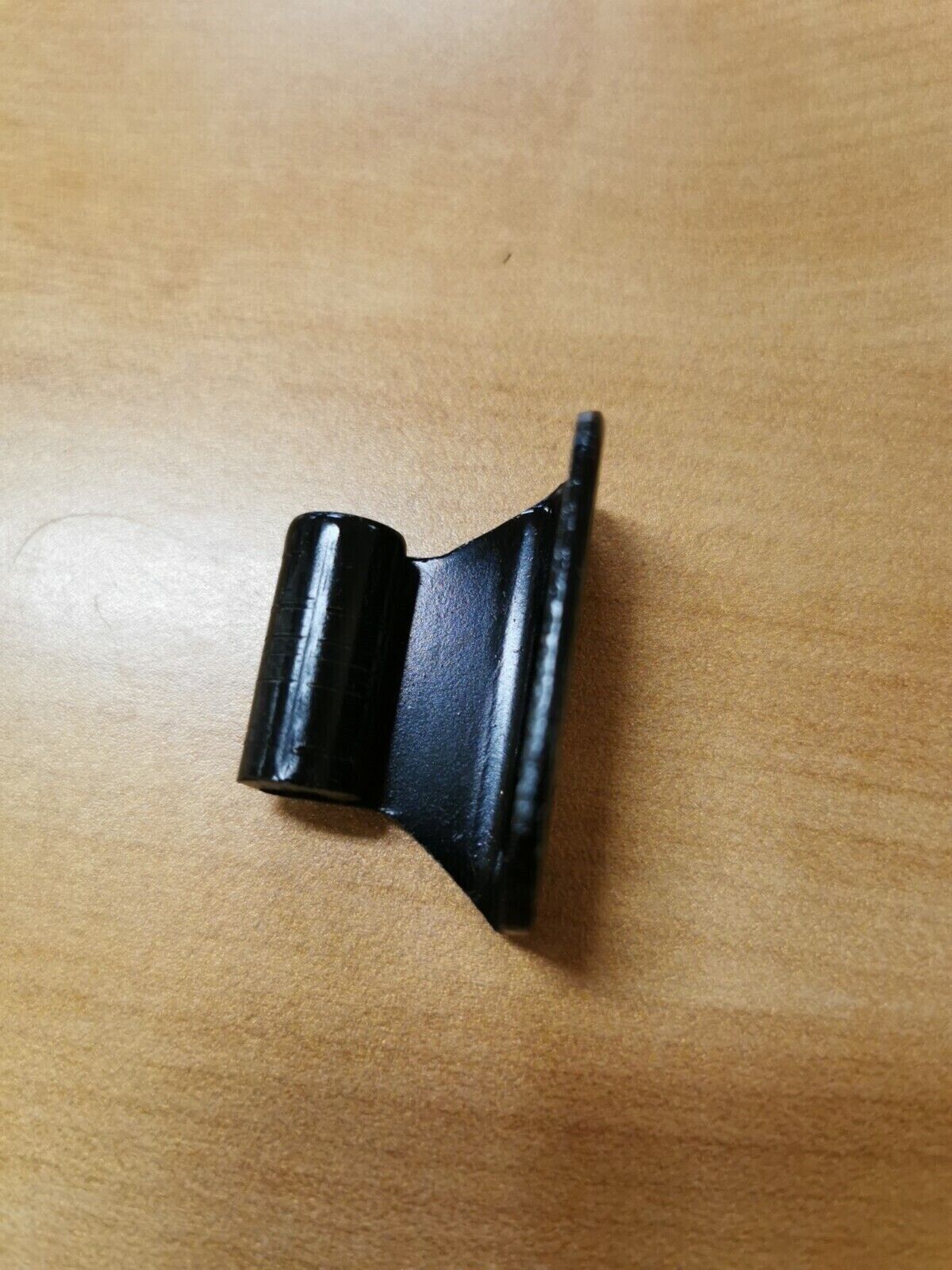 NOS HONDA CB750 HINGE SEAT 77201-300-010 H20