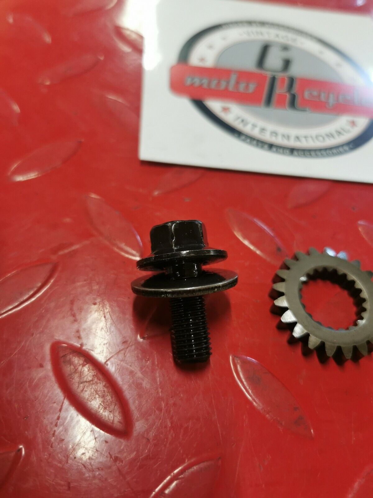 Honda CR125R 1982 primary drive oil pump gear bolt washer 13615-KA3-700 3