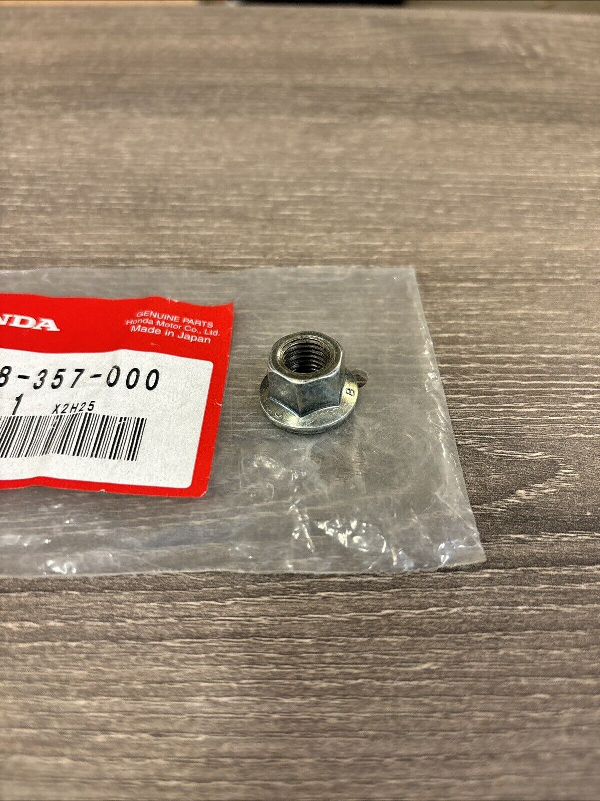 NOS Honda C50 C90 CB250 CB400 CBX750P HEX. NUT 10MM 90308-357-000 H130