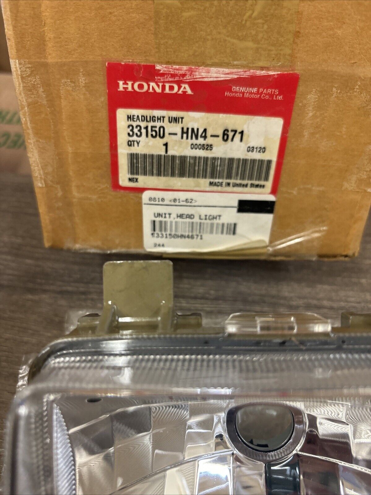 NOS Honda TRX350 TE TM FW FE FM HEAD LIGHT UNIT 33150-HN4-671 H133