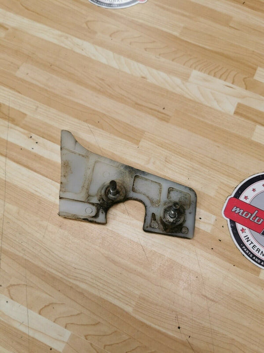 Honda CR125R 1984 swingarm drive chain splash mud guard 2