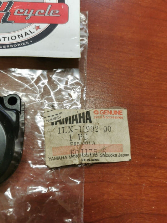NOS Yamaha 1986 1987 YZ125 HOUSING 2 1LX-11992-00-00 Y85