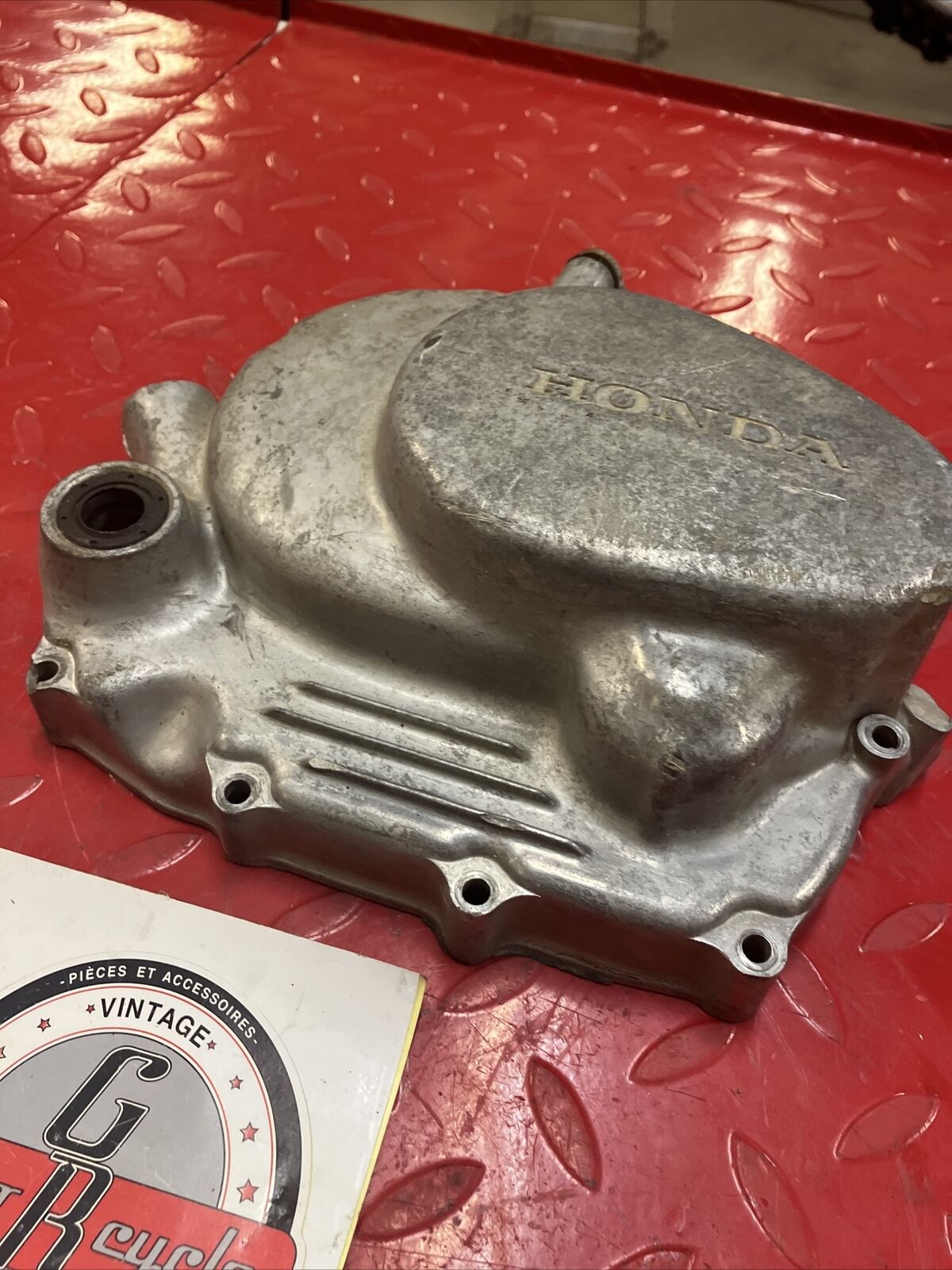 Honda TL125 1975 right crankcase clutch cover 1976