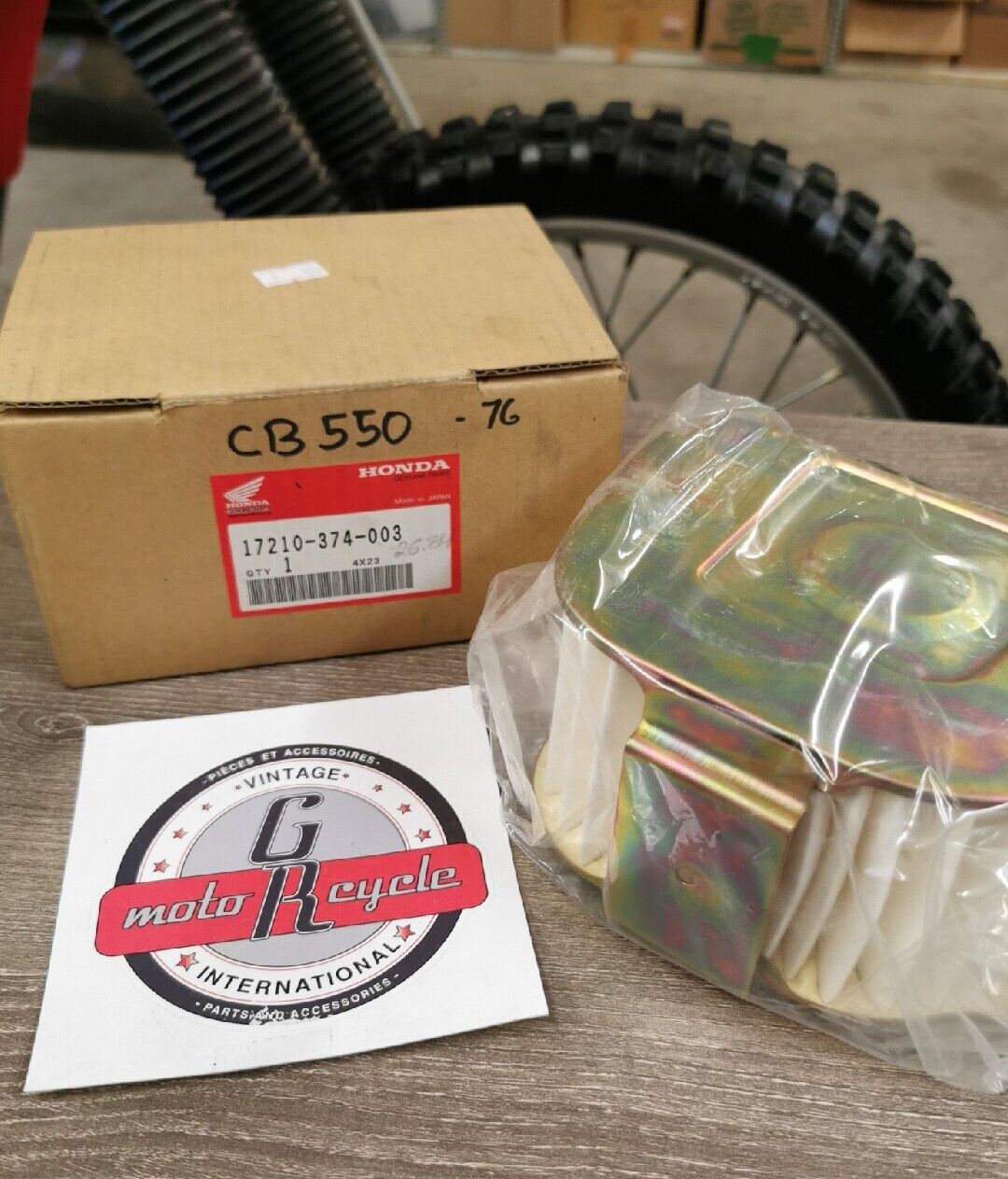 NOS HONDA CB550 1976  ELEMENT AIR FILTER 17210-374-003 H43
