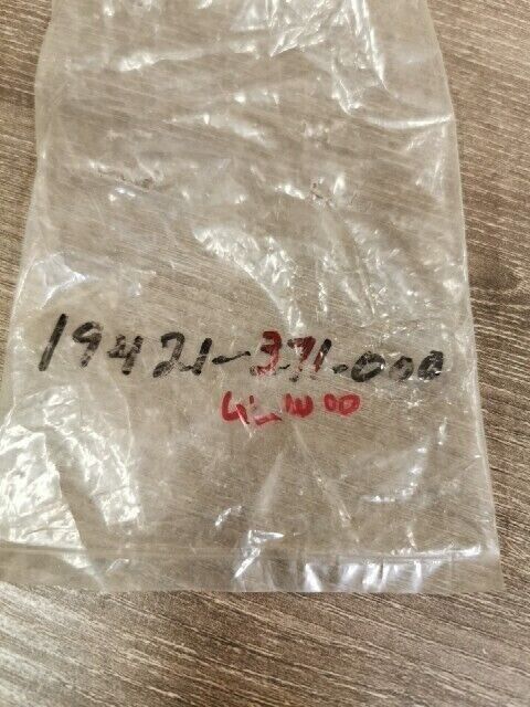 HONDA GL1000 GL1200 GL1100A 1976 - 1985 JOINT WATER 19421-371-000 H87