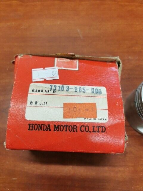 NOS Honda XL125 K0 - K1 PISTON (OS 0.50) 13103-365-000 H93