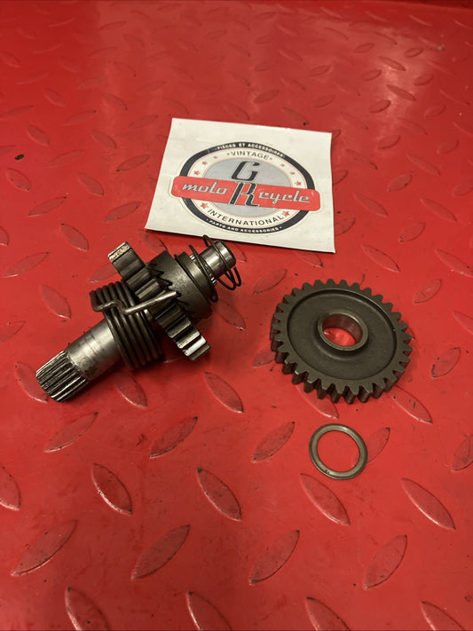 Honda CR250R 1984 Kickstarter Kick starter spindle shaft idle gear