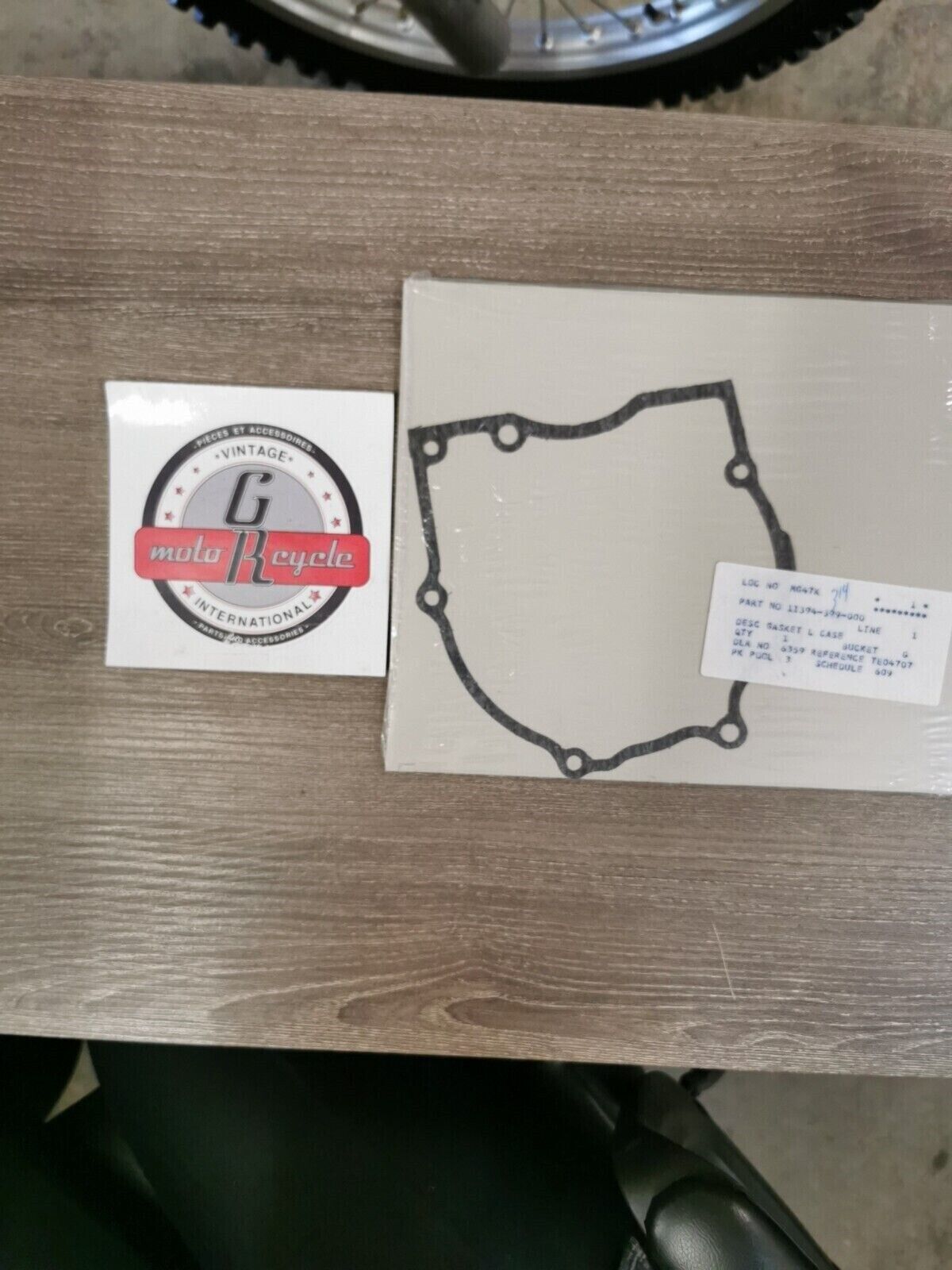 NOS HONDA CB250 CMX250 GASKET  L  CRANKCASE COVER 11394-399-000 H61
