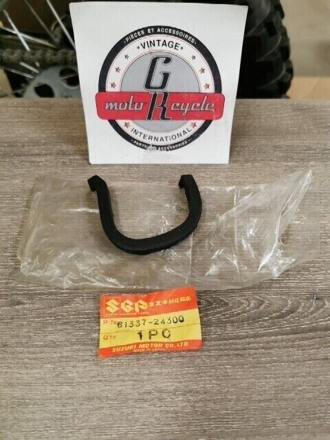 NOS SUZUKI ALT125 1983 - 1986 LT125 1SEAL INNER CHAIN CASE 61337-24300 S37
