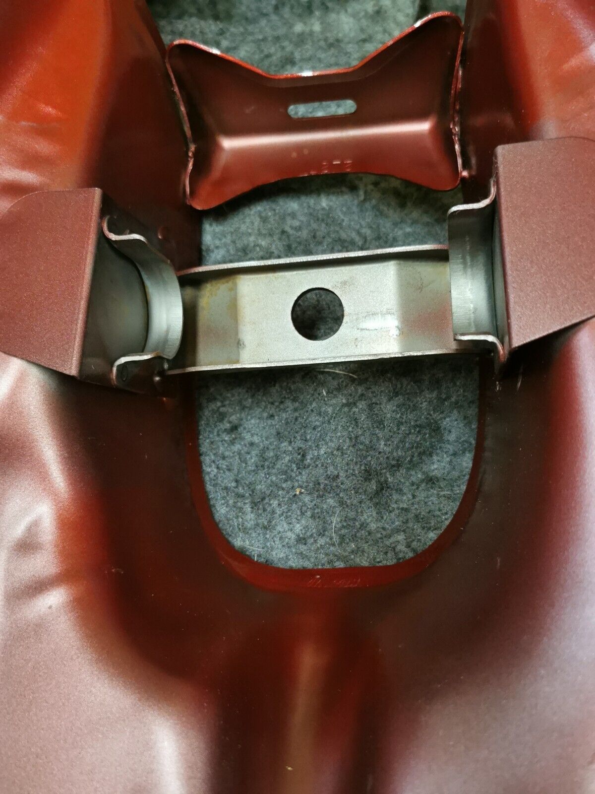 NOS KAWASAKI VULCAN 1500 VN1500 2003 TANK COMP FUEL RED/GRAY  51082-5318-C3