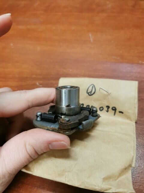 NOS Honda C50 M C65M C70M M1 K1 SPARK ADVANCER 30220-039-025 H75