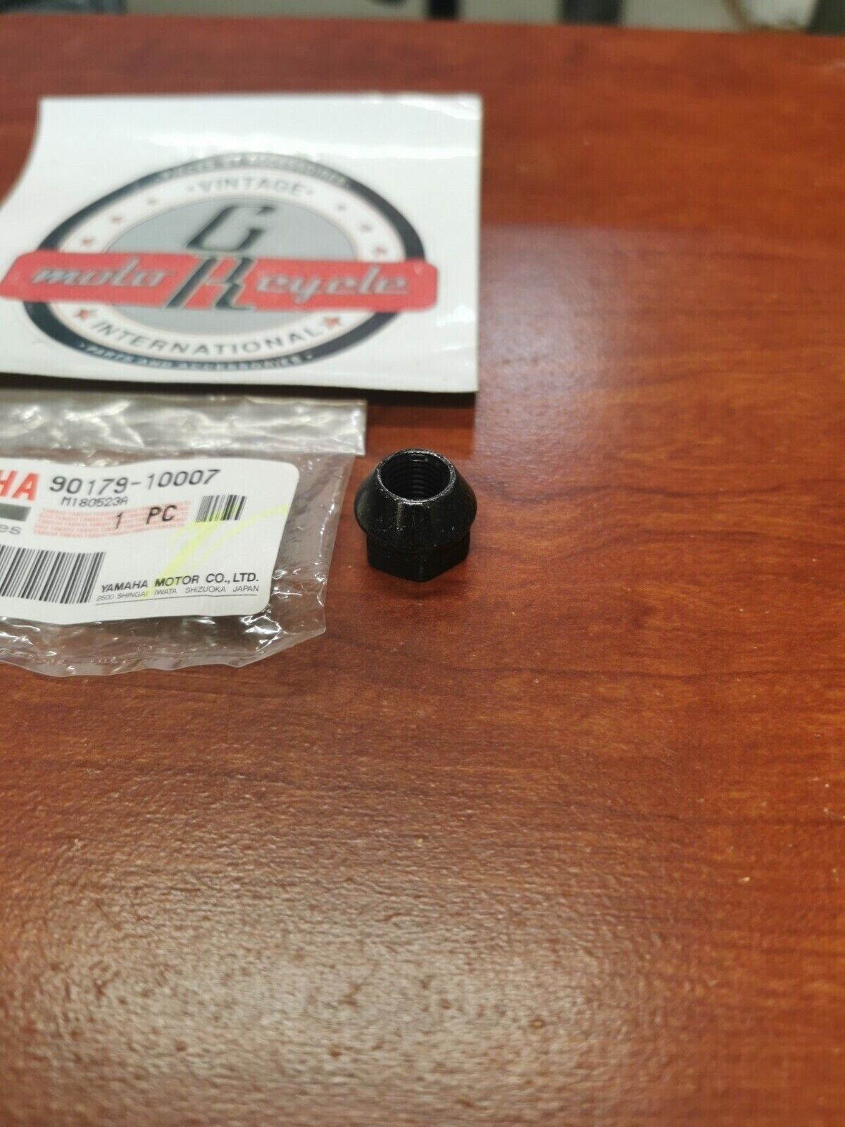 NOS Yamaha YFM7 YFM66 YFM660 YFM45 NUT 90179-10007-00 Y81