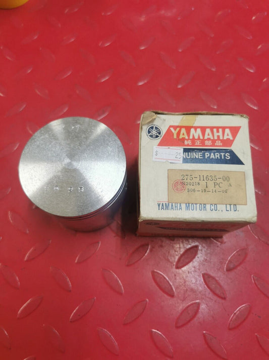 NOS Yamaha RT1 RT1B RT1MX RT1M PISTON 1 O/S 0.25 275-11635-00-00 Y34
