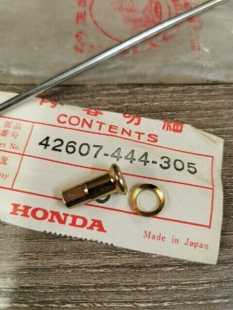 NOS HONDA CR125R 1979 - 1981  SPOKE ASSY Rear Wheel 42607-444-305 H76