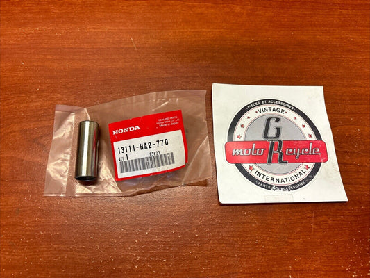 NOS Honda 1987 ATC250R 1987 - 1989 TRX250R PISTON PIN 13111-HA2-770 H139