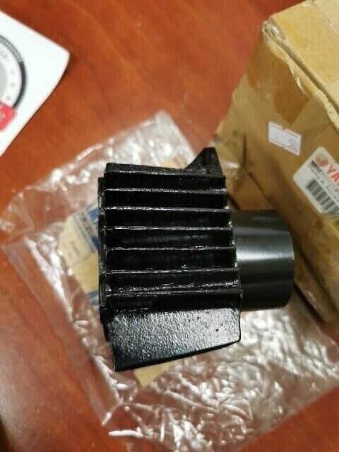 NOS Yamaha T80 YFM80 CYLINDER 22K-11311-02-00 Y105