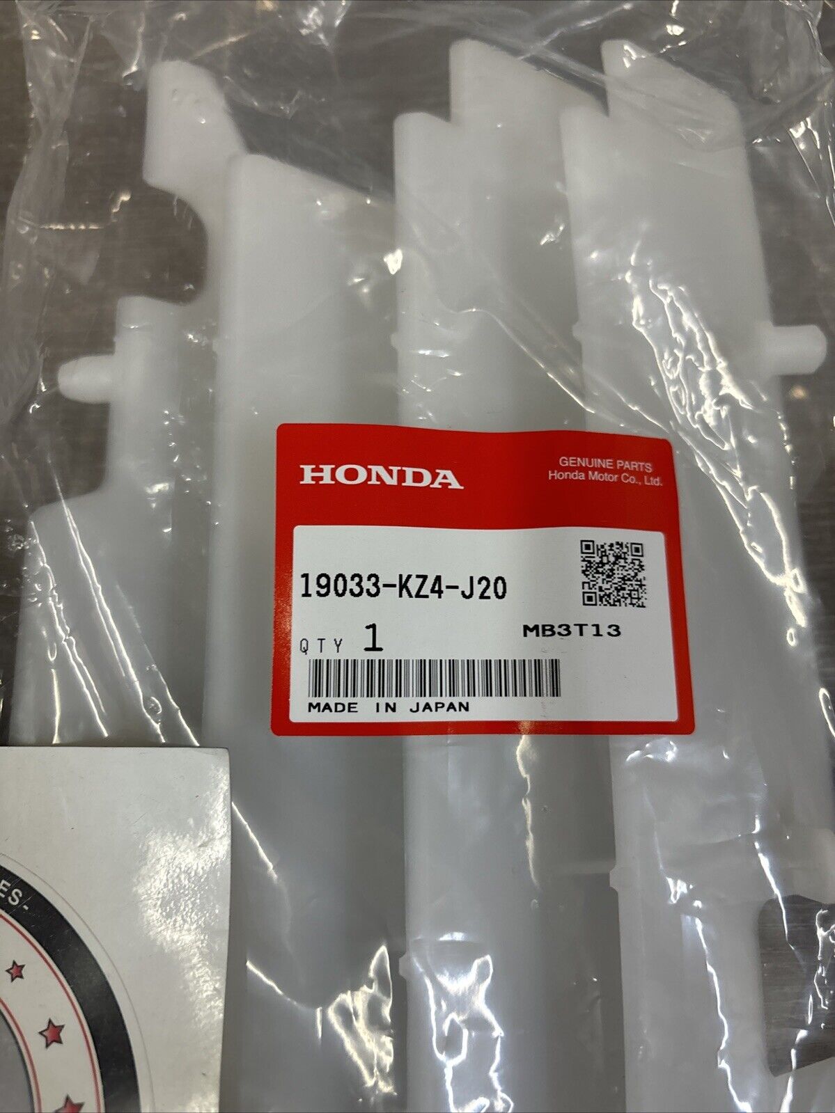 NEW NOS Honda CR125R RIGHT LEFT RADIATOR GRILLE 19033-KZ4-J20 19034-KZ4-J20 H137