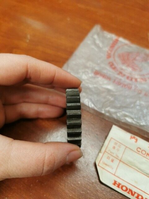 NOS Honda CM90 TRANSMISSION TOP GEAR 23451-034-000 H75