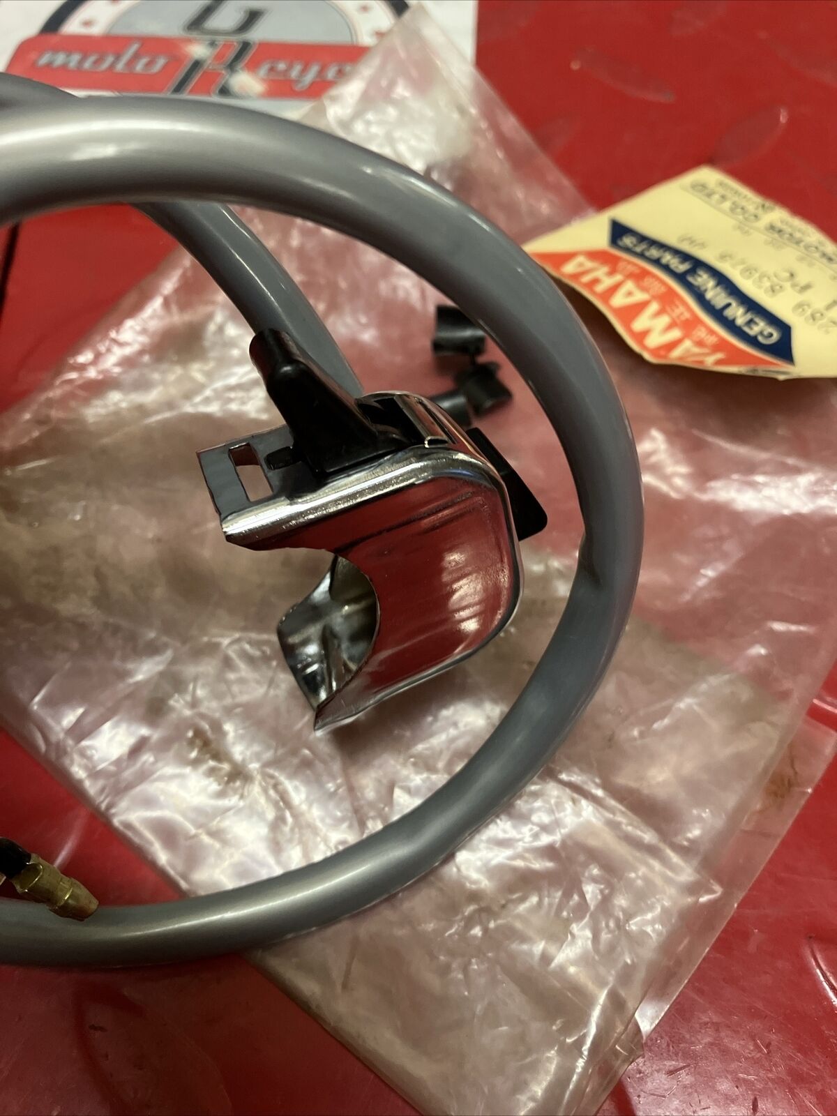 NOS YAMAHA JT2 1972 SWITCH  HANDLE 2   289-83975-00-00 Y38