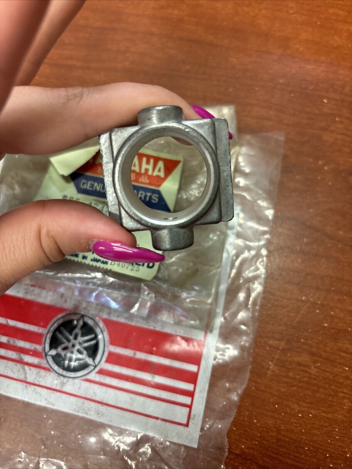 NOS Yamaha EX340 EX440 COLLAR 885-47479-00-00 Y185