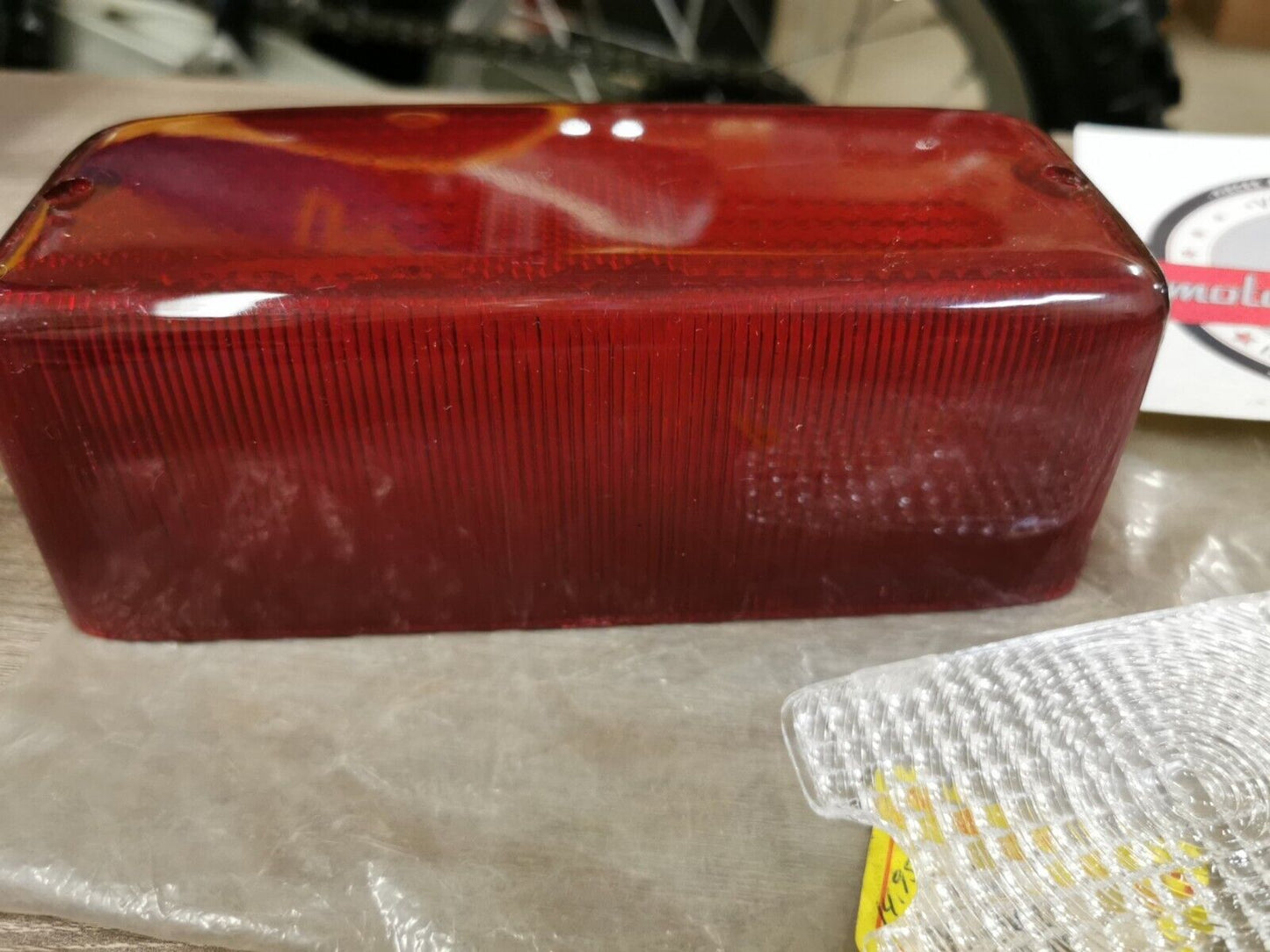 NOS Yamaha XS1100E XS1100G XS1100H XS750D Tail Light Lens 11-2250 J27