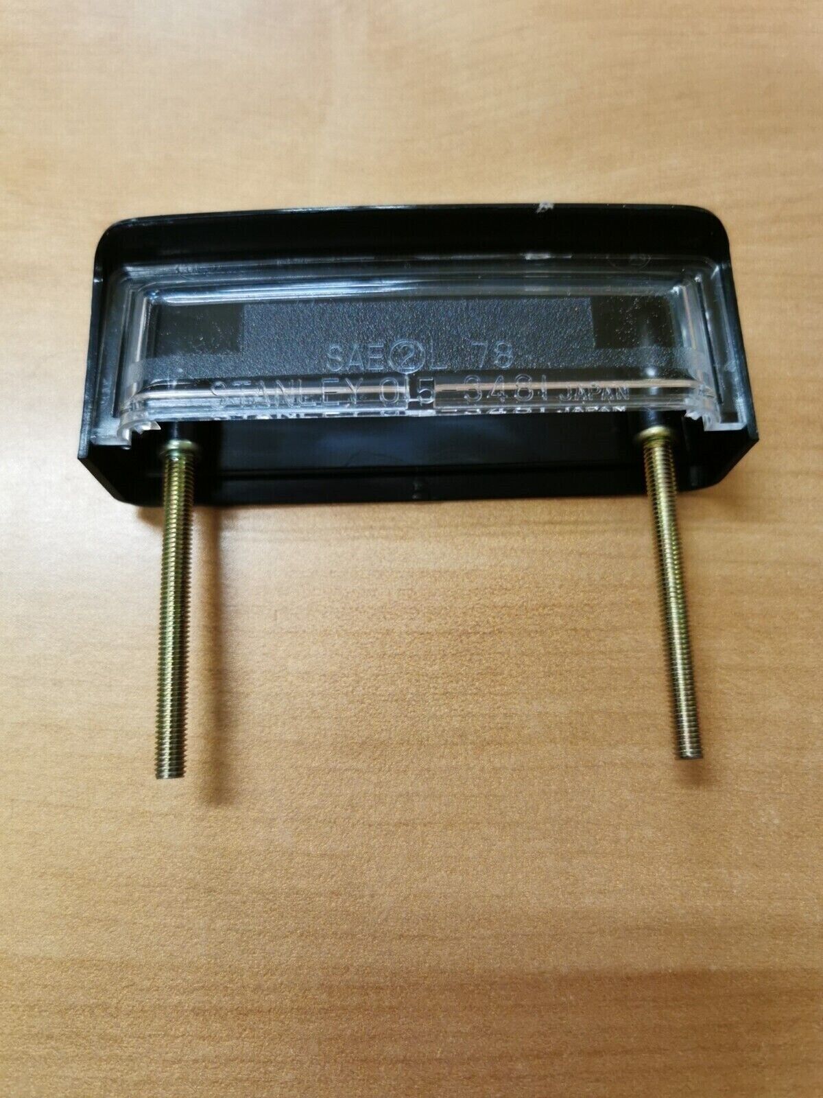 NOS YAMAHA YZF750 1996  BODY  LICENCE  LIGHT  4FM-84749-10  Y44