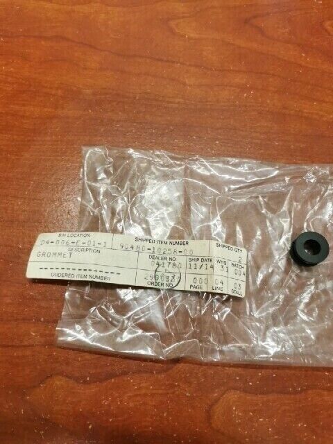 NOS Yamaha FZR1000 FZR750 FZR600 FZR500 TDM850 GROMMET 90480-10258-00 Y111