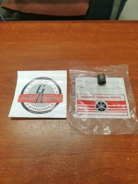 NOS Yamaha TX650 XS1 XS2 XS650 CAM 256-81651-10-00 Y162