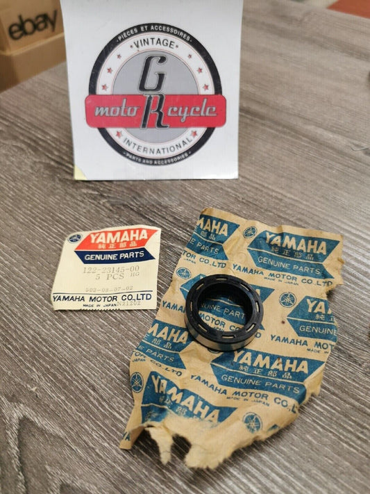NOS YAMAHA   YGS1 YG5 YSR50  Front Fork Oil Seal 122-23145-00-00 Y58