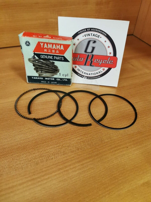 NOS YAMAHA TX750 1973 - 1974   PISTON RING  SET 1ST 341-11610-11-00 Y48