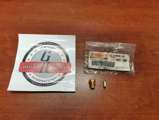 NOS Yamaha XJ650 XJ700 XJ750 XV700 NEEDLE VALVE (NO GASKET) 10L-14390-02-00 Y105