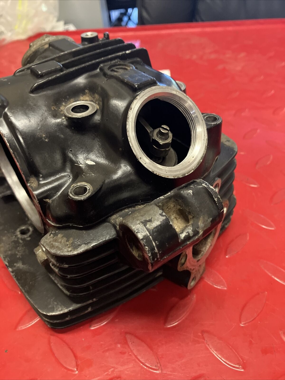 Honda XL200R 1984 cylinder head valve cover rocker 1983 XR200R 1981 1982