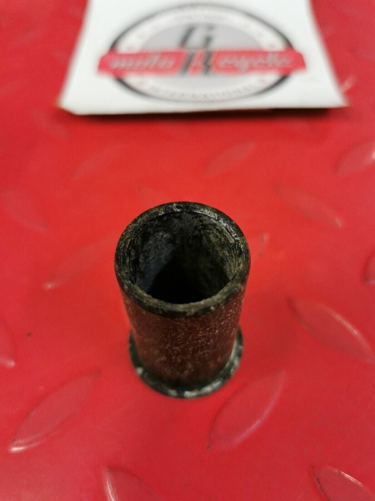 NEW HONDA   CB350F CB750A CB400F SWING ARM PIVOT BUSHING 52108-457-300 H39