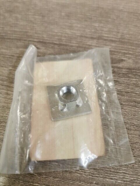 NOS SUZUKI LT185 LT250EF ALT185 LT250R PLATE HEADLAMP HOUSING 51860-24400 S39