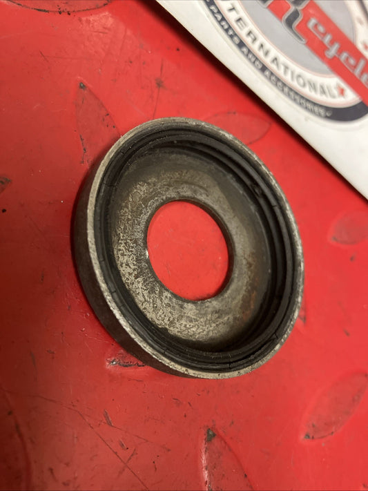 Honda CR250R 1984 Rear brake panel dust seal CR125R CR480R CR500R 1983