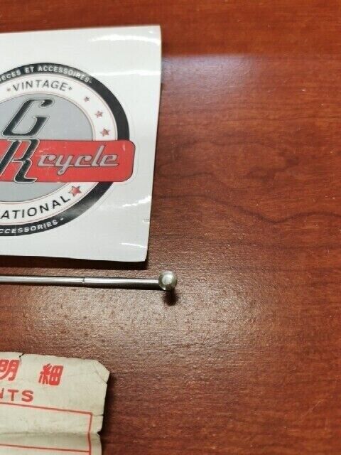 NOS Honda CB72 CB77 CB92 CB95 CP77 CYP77 FRONT WHEEL SPOKE B 97547-43138-1 H73
