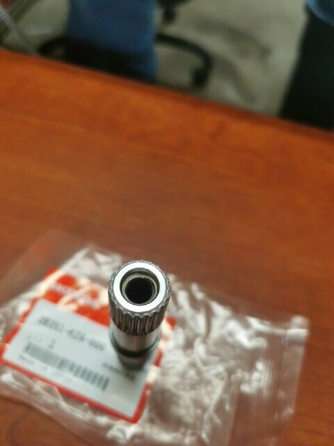 NOS Honda CR125R CRF250R CRF250X KICK STARTER SPINDLE 28251-KZ4-000 H57