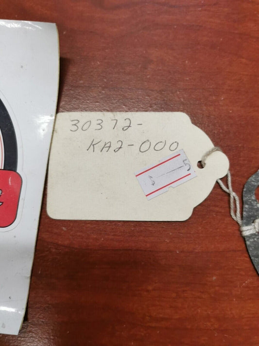 NOS Honda XR200 R ATC200 ATC185 PULSE GENERATOR COVER GASKET 30372-KA2-000 H67
