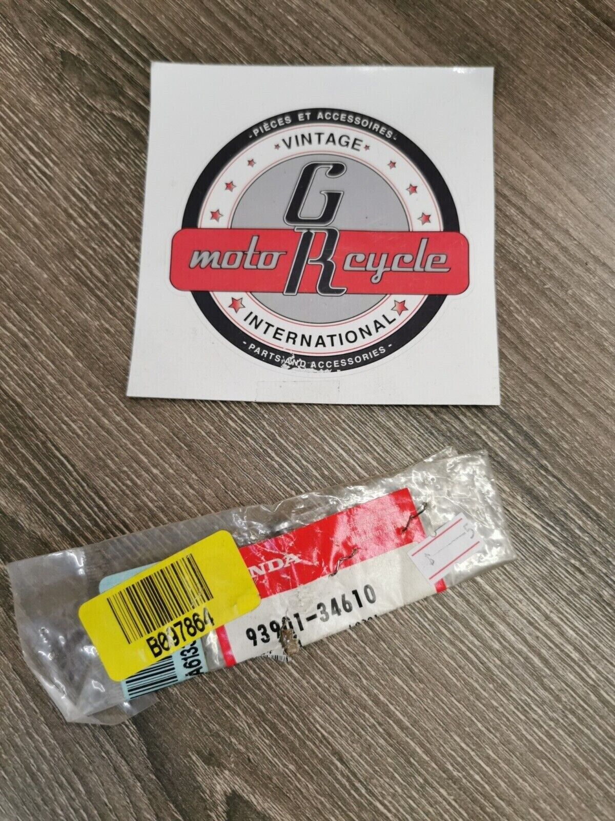 NOS HONDA TAP SCREW 93901-34610 H54