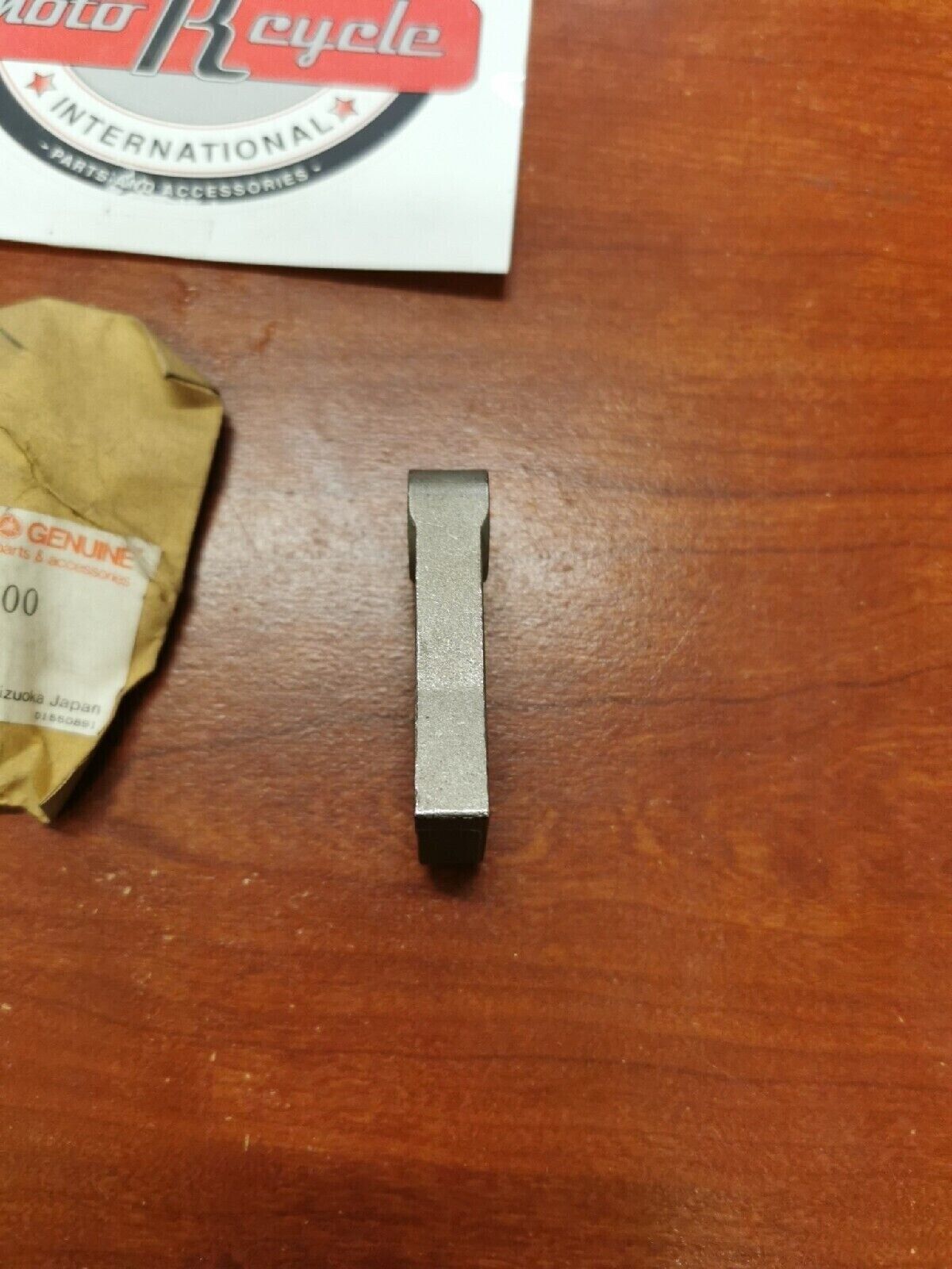 NOS Yamaha 1980 SR540D CLUTCH WEIGHT 8L9-17632-00-00 Y69