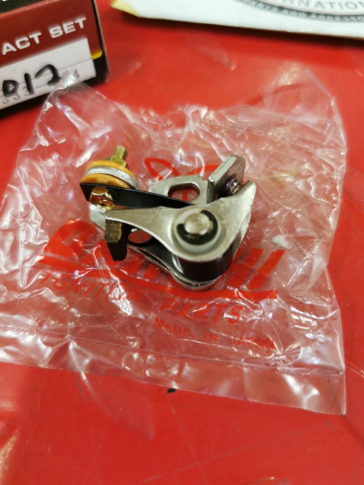NOS Honda CB350 F CB400 LEFT  IGNITION CONTACT POINTS 30204-333-004 J11