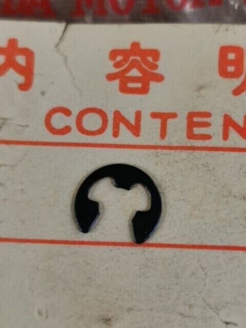 NOS HONDA G25MD G25WD G25FD NB50 1985 - 1987 CIRCLIP 6MM 90603-044-000 H83