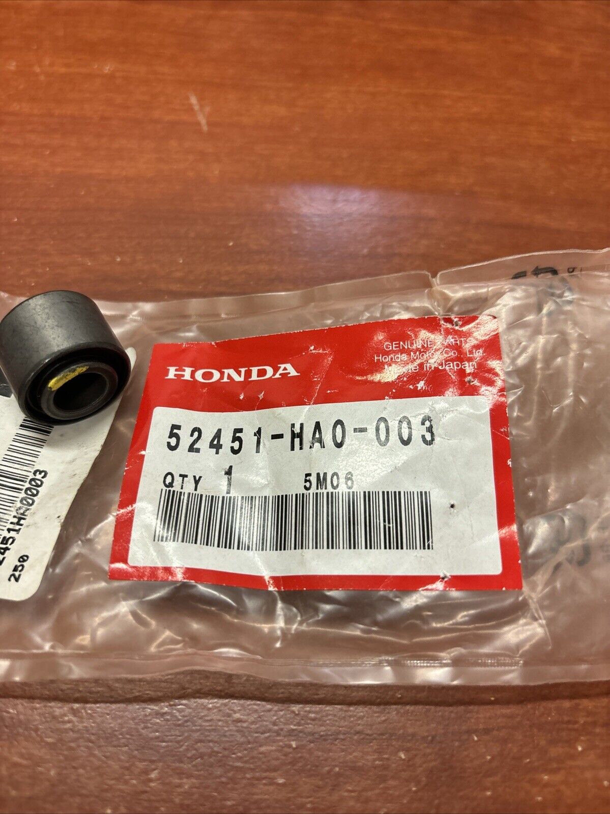 NOS Honda ATC250ES TRX250R TRX400EX SHOCK ABSORBER BUSH 52451-HA0-003 H145