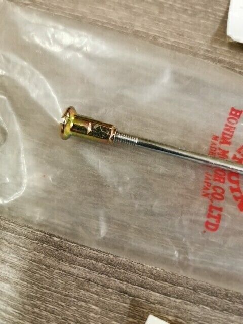 NOS HONDA CB360 CB400 CL250 SPOKE B 9X158.5 97339-52157-10  97339-5215710 H76