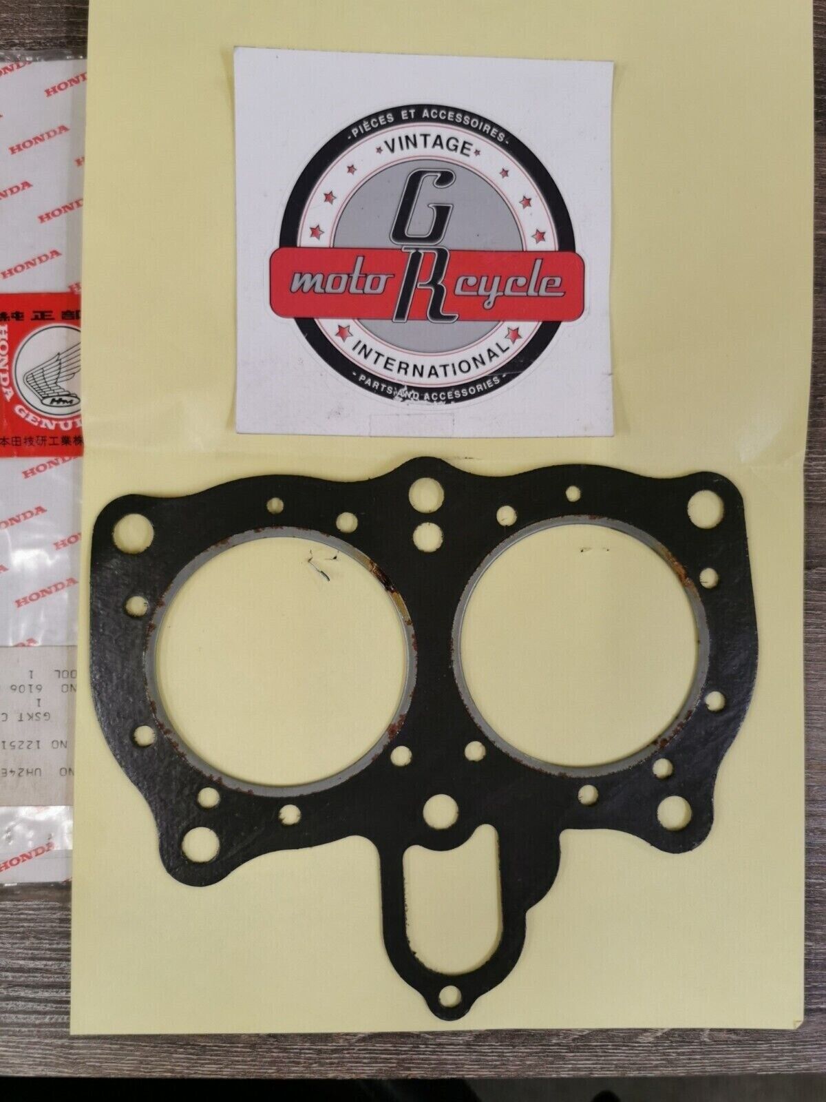 NOS HONDA GL1100 1980 - 1983 GASKET  CYLINDER HEAD 12251-463-000 H61