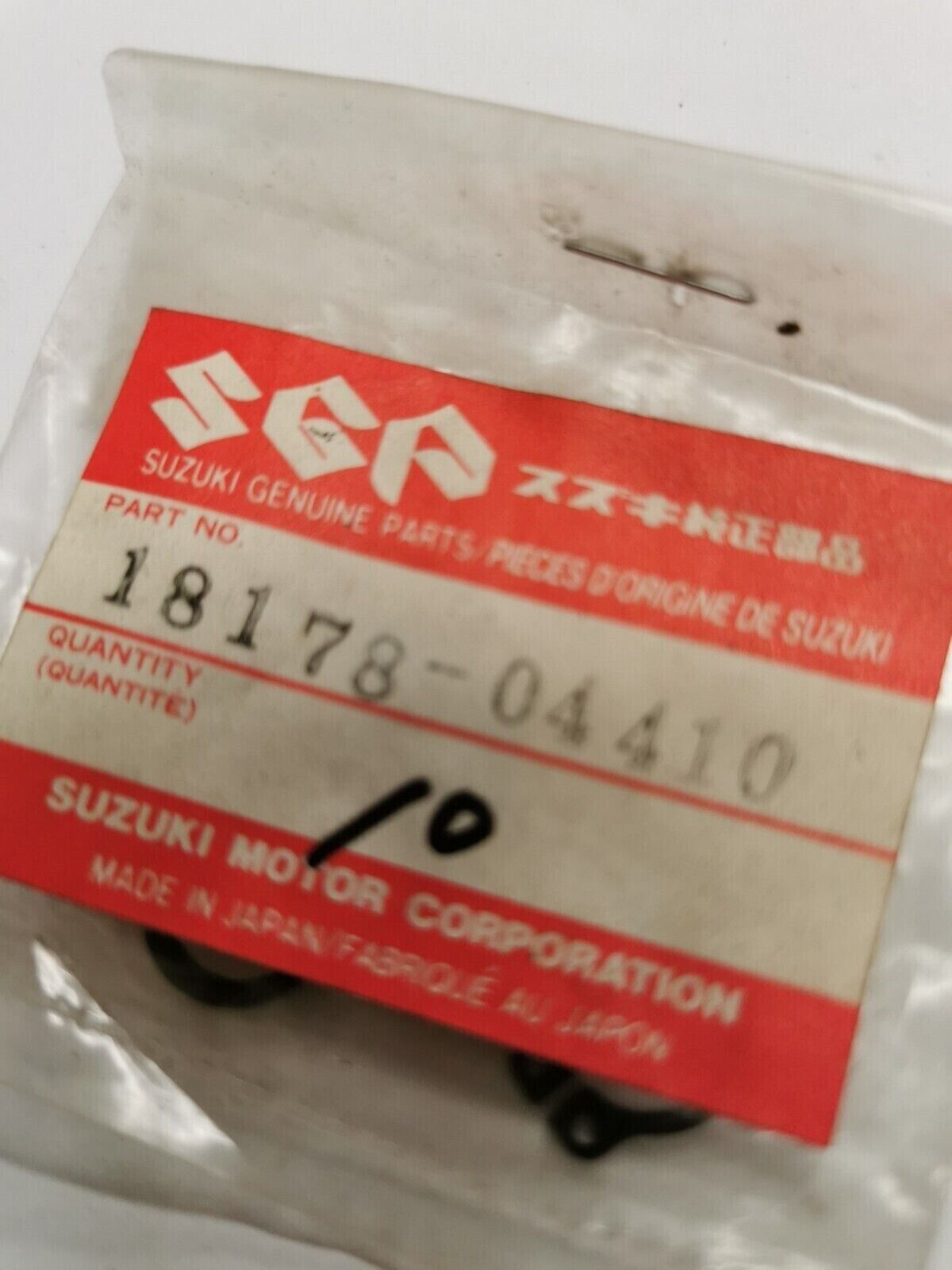 NOS SUZUKI RM250 CIRCLIP 18178-04410 Superseded by 08331-31109  S29