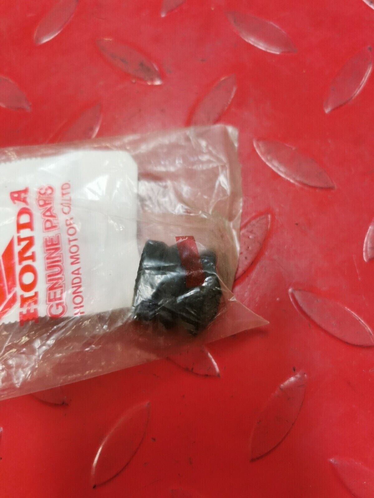 NOS Honda CB900 GL1000 CBX CB750 CX500 GL1100 DUST COVER 45133-371-006 H27